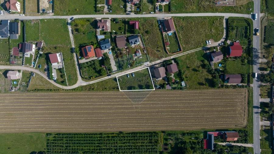 De vanzare teren intravilan Bod 828 mp cu autorizatie de constructie - 4