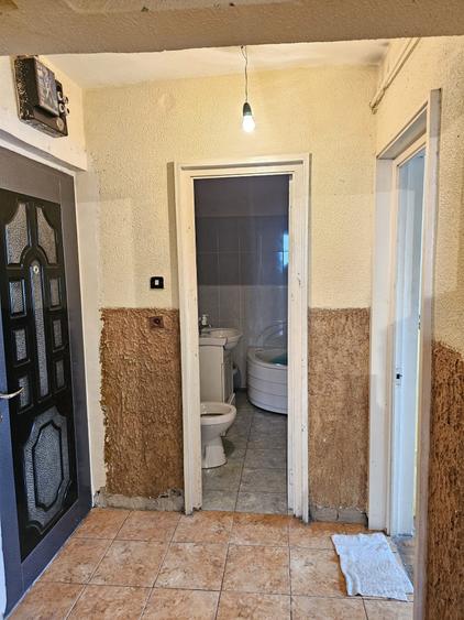 Decomandat, 2 camere, zona Narcisa - 5