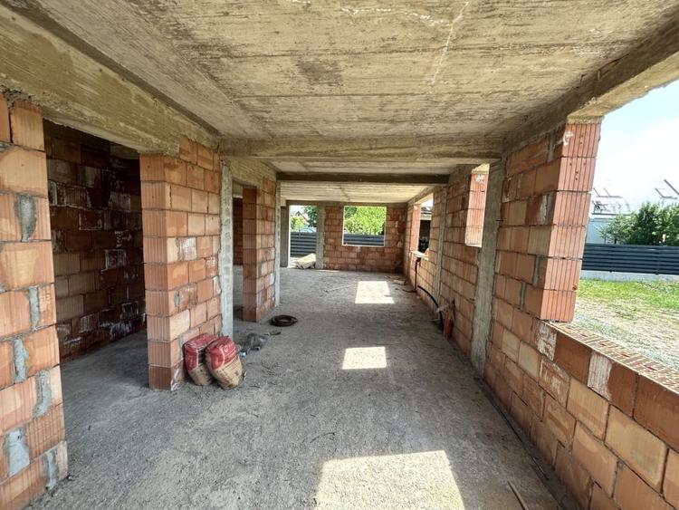 Casa individuala semifinisata 132mp utili plus 60mp terasa si 300 mp teren - 3