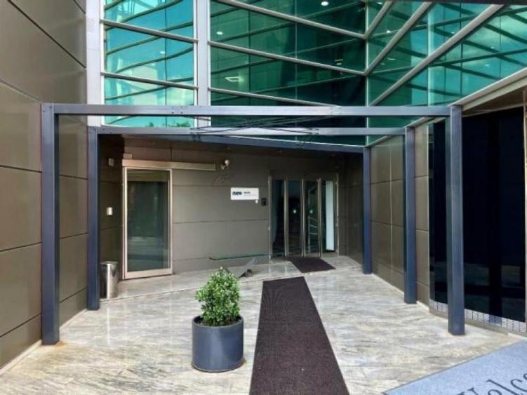 Aviatiei imobil Office ultramodern - Suprafata construita: 350 mp - 1