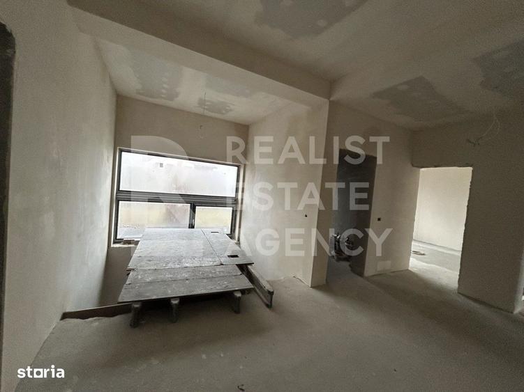 Casa P+1, 315 m2 utili | Teren 1.300 m2 | Pe malul lacului Ostratu - 6