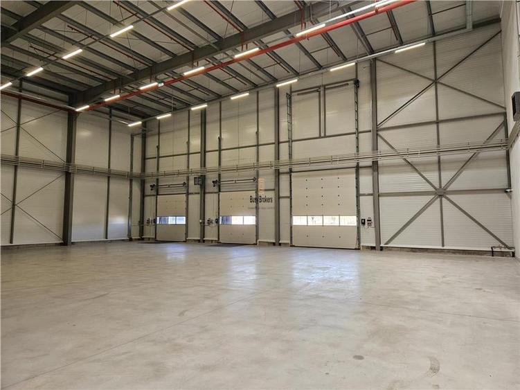 Spatiu Industrial - 2500 mp - Logistica - Productie - Depozitare - Distributie - 4