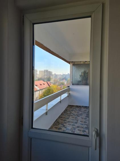 Lacul Tei - Apartament 2 camere - renovat - mobilat si utilat modern, et 6 - 1