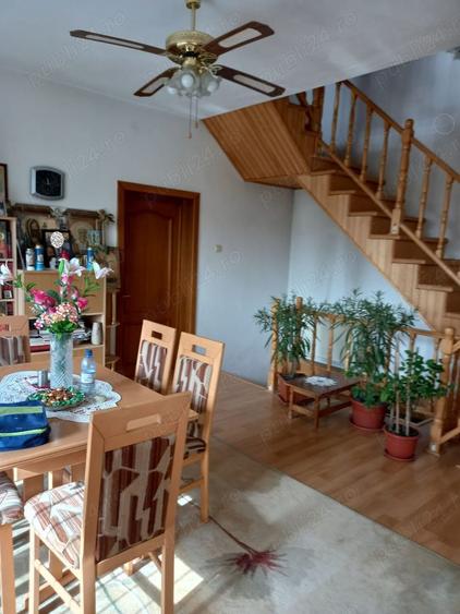 Vanzare casa + anexa + curte foarte spa?ioasa (2550 mp) - 2