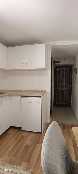 Vand / Garsoniera / Nufarul et 3 / renovata / mobilata nou - 2