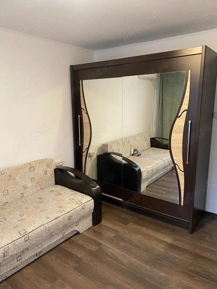 Ap 3 camere, Dristor, Bd Rm Sarat, et 6 8, loc de parcare - 3