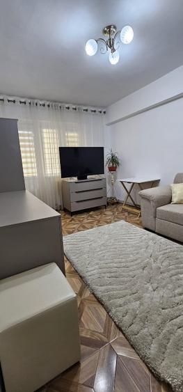Proprietar - apart. 2 camere dec., et.1, mobilat si utilat 2024, platou Dacia - 2