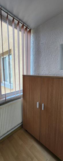 Apartament cu 2 camere in zona Grivitei, etaj 1, 2 balcoane, beci! - 12