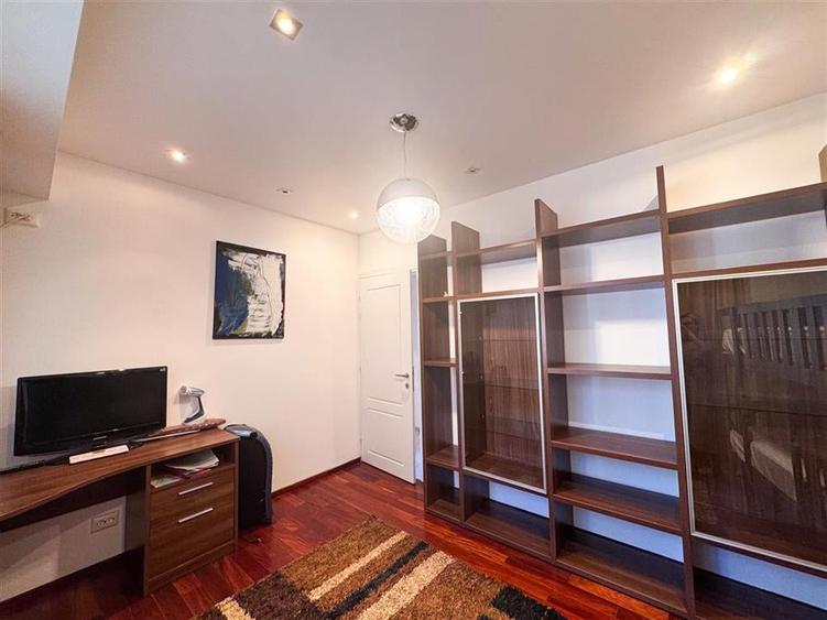 Apartament 5 camere de inchiriat Strada Polona - 24