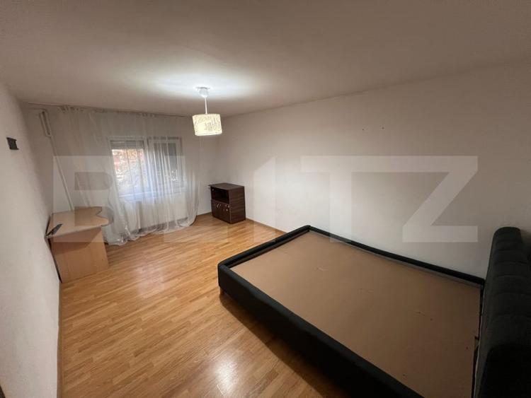 Apartament 3 camere, 77 mp, Craiovita Noua zona Rocada - 5