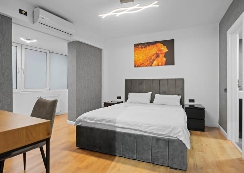 Apartament 3 camere / | Centru Vechi/Vedere la râu /Comision 0 - 7