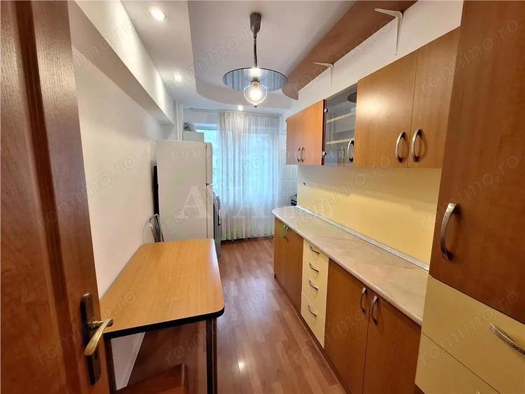 Apartament 3 mobilat si utilat, 2 bai, 2 balcoane, Ultracentral-Bacau - 8