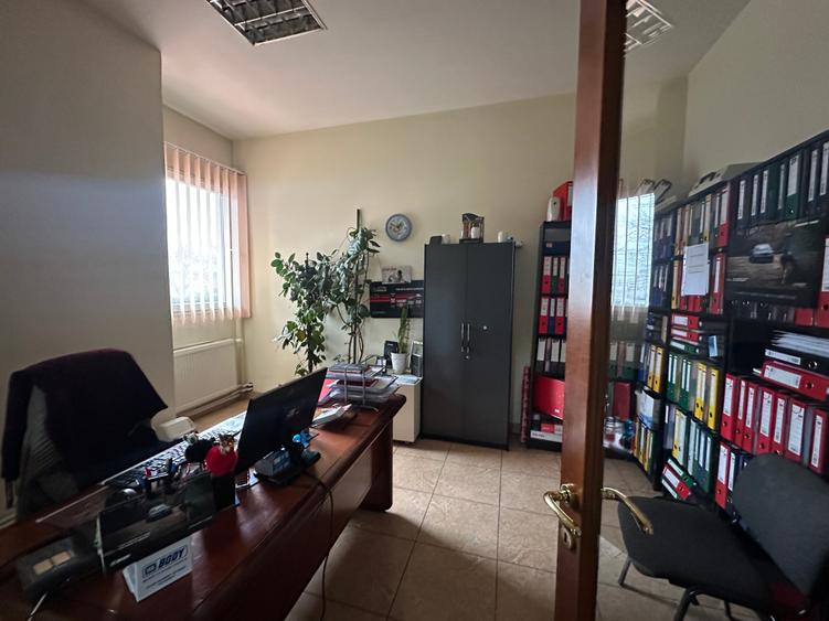 Clădire comercială P+3 de vânzare – Bd. Iuliu Maniu, Militari - 1