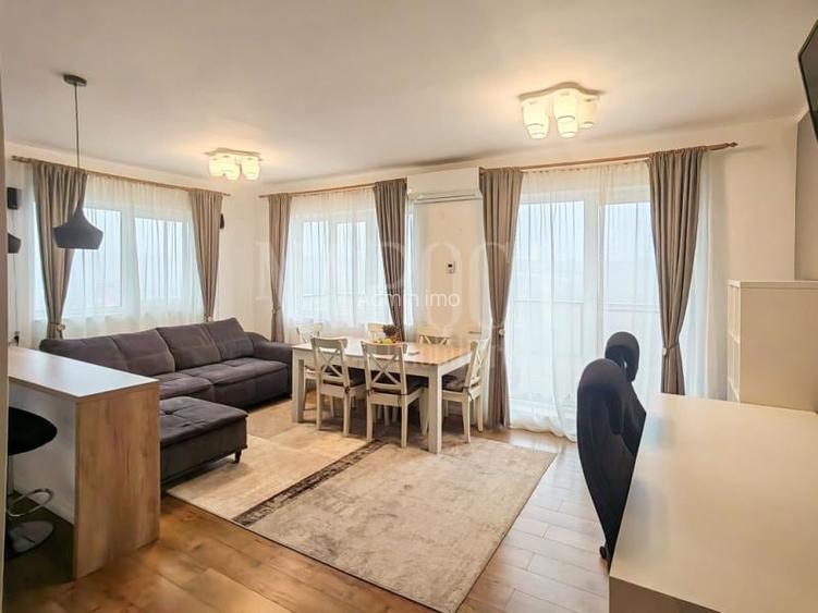 Apartament 3 camere de vanzare in Floresti