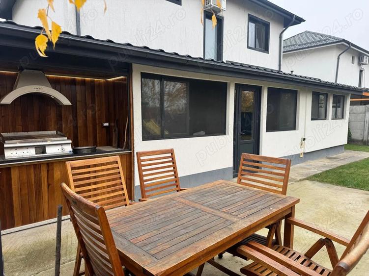 Casa vila P+1+pod , 3 dormitoare, Centru Sabareni ,12 km Bucuresti - 10