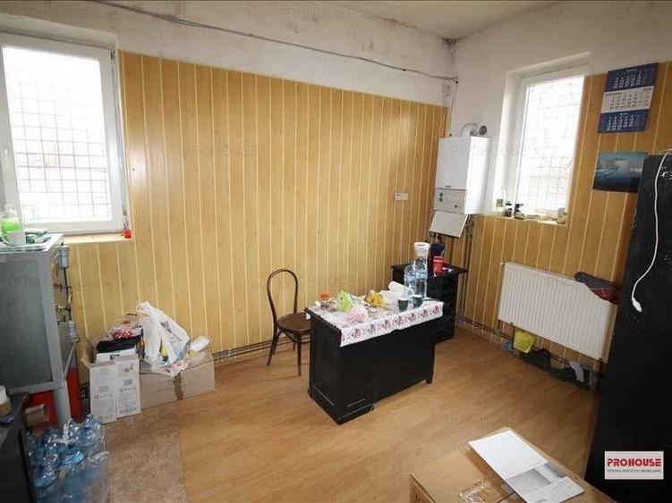 Hala 230 mp + birouri 100 mp + teren 2.370 mp - 14