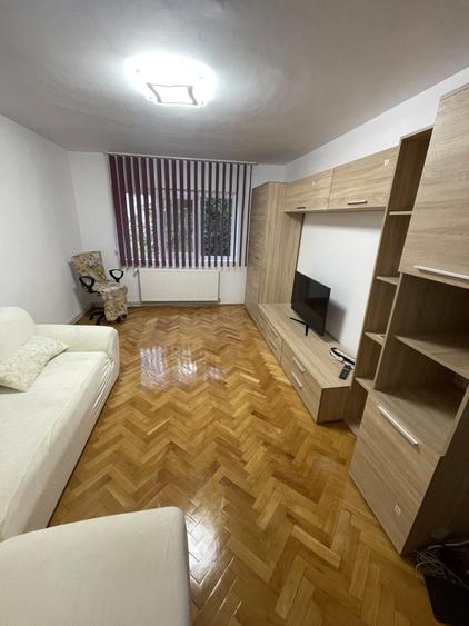 Apartament 2 camere, zona Bucovina - 1