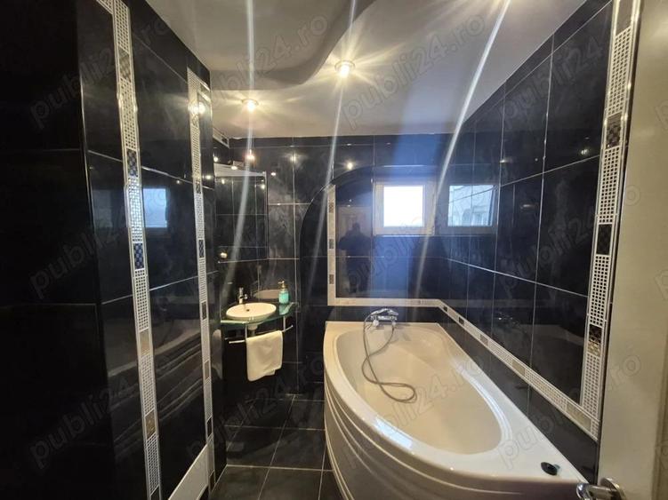 De vanzare | Apartament 3 camere | 100 mp | Etaj 3 | Zona OMV Piatra-Neam - 2