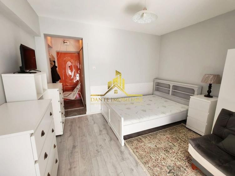 Garsoniera, moderna, renovata , ULTRACENTRAL, Teatru National, Eroilor - 1