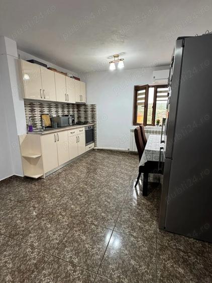 Vand apartament cu 2 camere decomandat - 3