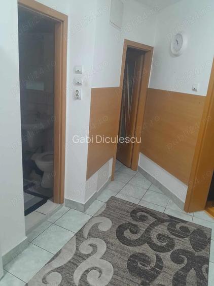 Inchiriez Garsoniera- Stefan cel Mare - bloc langa metrou Inchiriez Garsoniera- Stefan cel Mare - bloc langa metrou