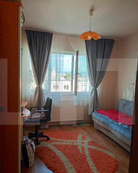 Apartament de vanzare, cu 3 camere, decomandat, 65 mp, carti - 4