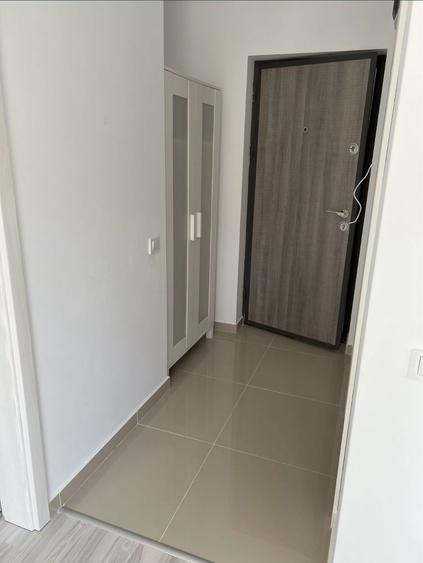 Inchiriez garsoniera Militari Residence 330 euro - 5