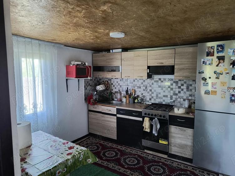 Casa de vanzare la tara - 4