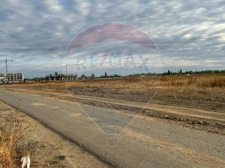 Teren 9400 mp Strada Gura solcii - 5