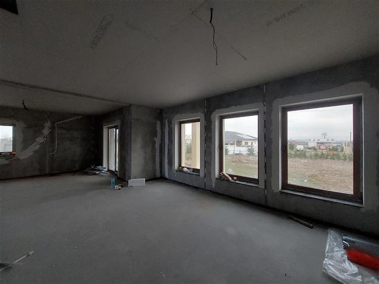 Casa cu arhitectura mediteraneana in Zimandcuz - 4