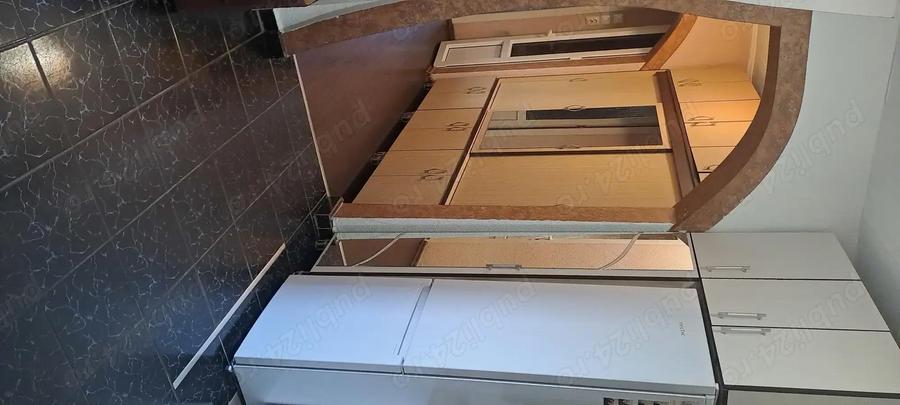 Apartament 3 camere 2 balcoane mobilat ?i utilat gata de locuit pe str. G. Co?buc. Garaj inclus. - 2