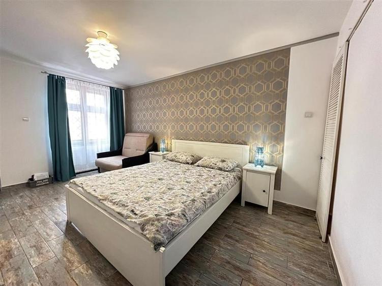 Afacere in regim hotelier zona Centrala - 1