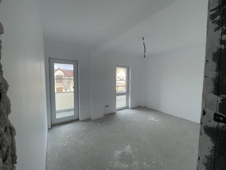 Apartament finalizat, Cu parcare subterana inclusa// 3 camere, 2 bai, 2 balcoane - 5