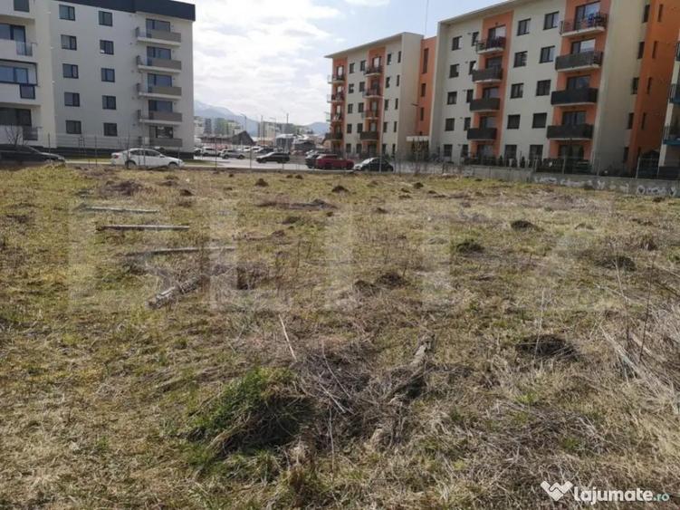 Teren intravilan de 1000mp, zona Tractorul - 2