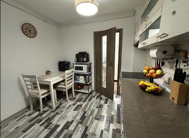 Apartament 3 camere semidecomandat - 6