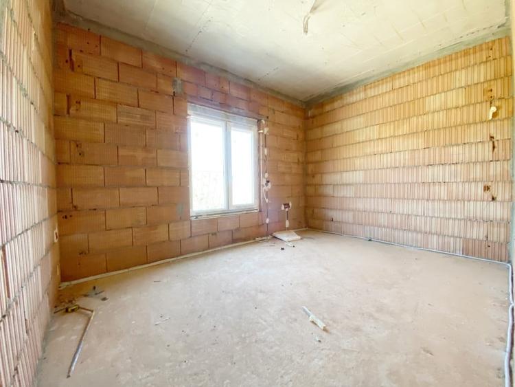 Duplex 4 camere, 337 mp teren, 107 mp utili,P+1 - Mosnita Veche - 14