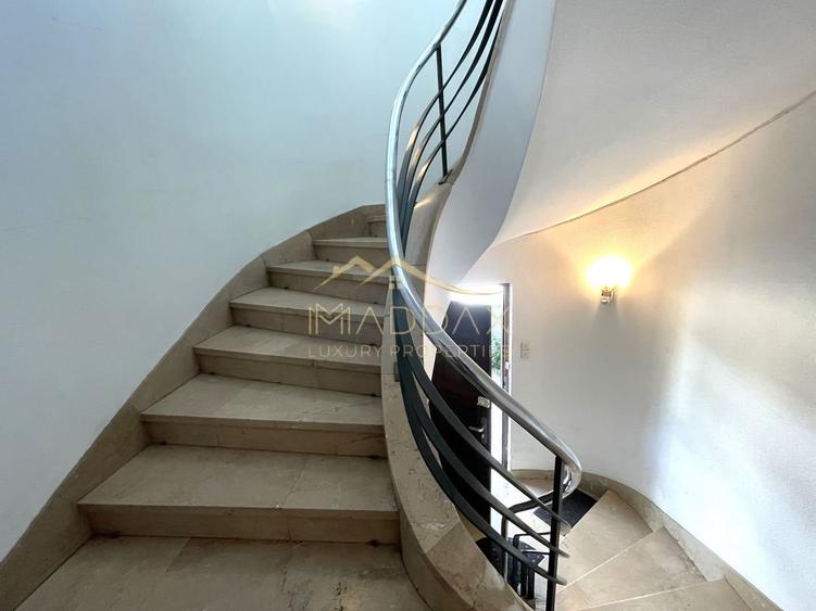 4 rooms ***203 SQM useful*** / 38 SQM terrace + garage / Primaverii - 38