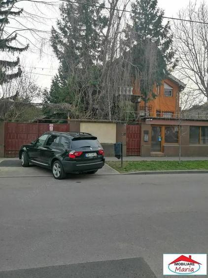 Casa solida cu teren 719 mp in Piata Titulescu - 2
