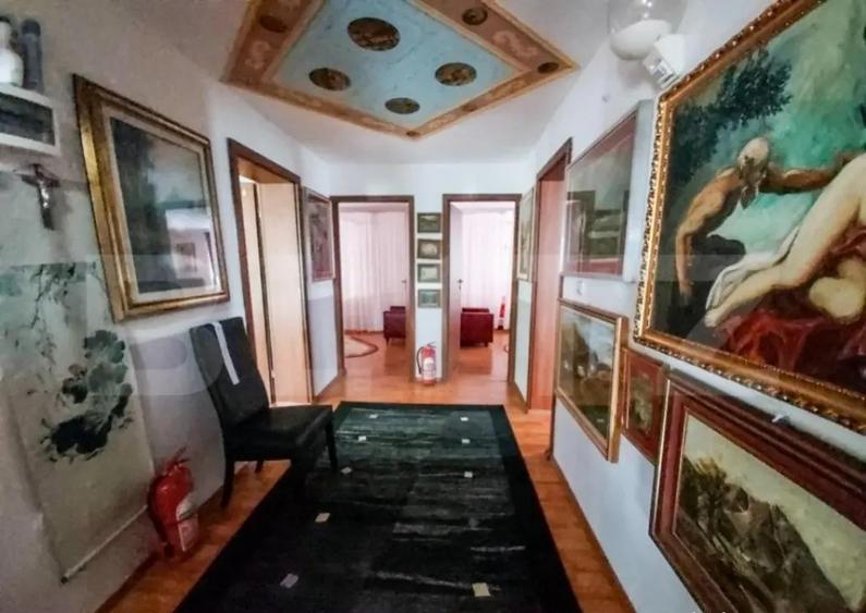 Pensiune 3*, 484 mp utili ?i 1000 mp teren, Predeal! - 2