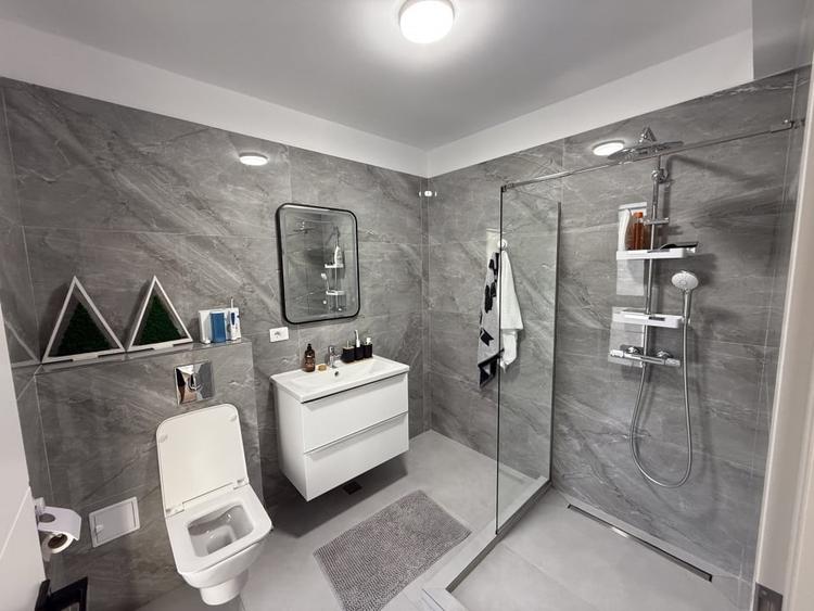 Ozana - 1 Decembrie 1918 - vila superba finalizata in 2025 / 4 camere si 4 bai - 8