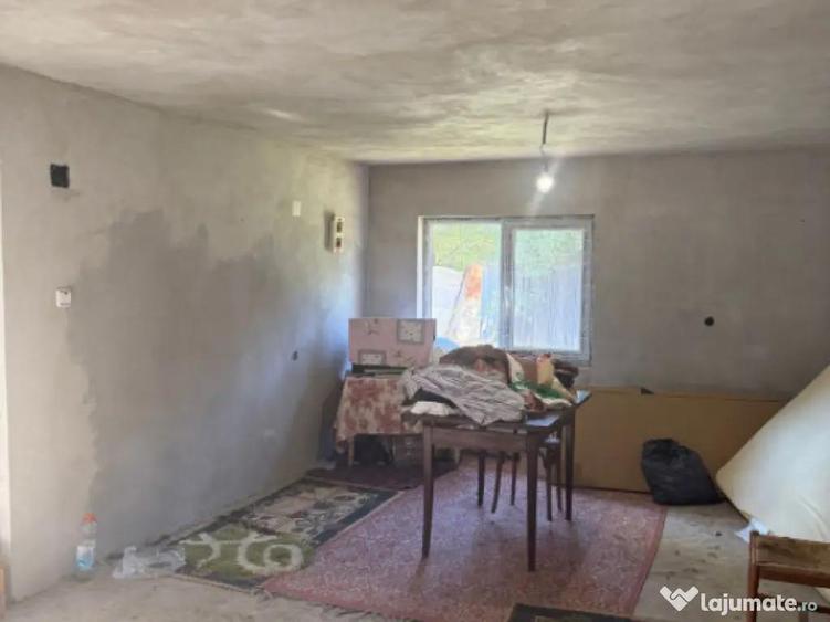 OCAZIE Casa 133 mp utili, 3300 mp teren, Ciutura Comision ZE - 2