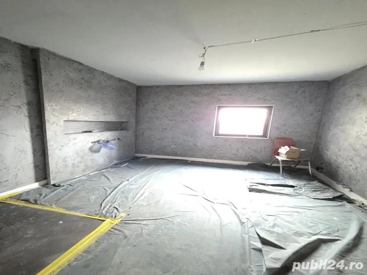 Casă cu 4 camere cu Teren 1700 Mp în Școlilor