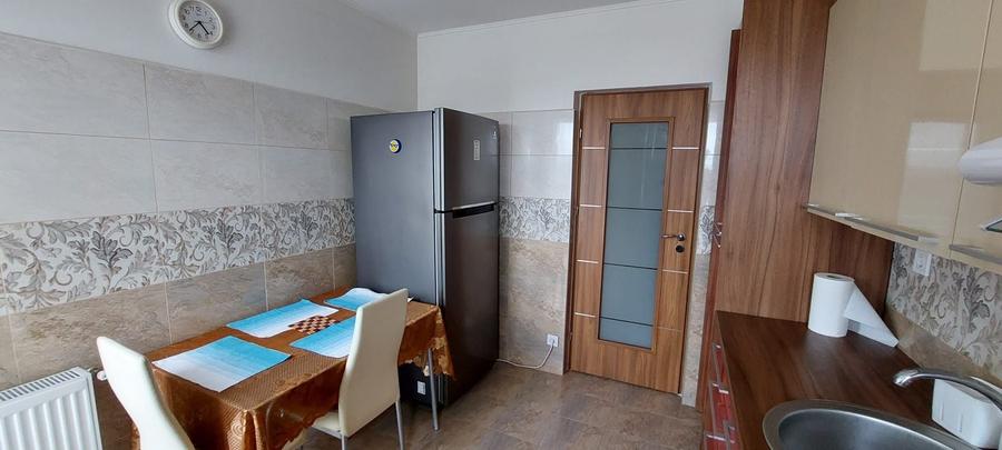 Apartament cu 2 camere decomandat în Turnișor