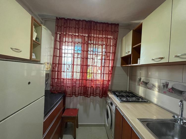 Casă cu 1 camere cu Teren 25 Mp în Rahova