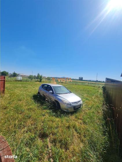 Teren de 550 mp, în Stupini