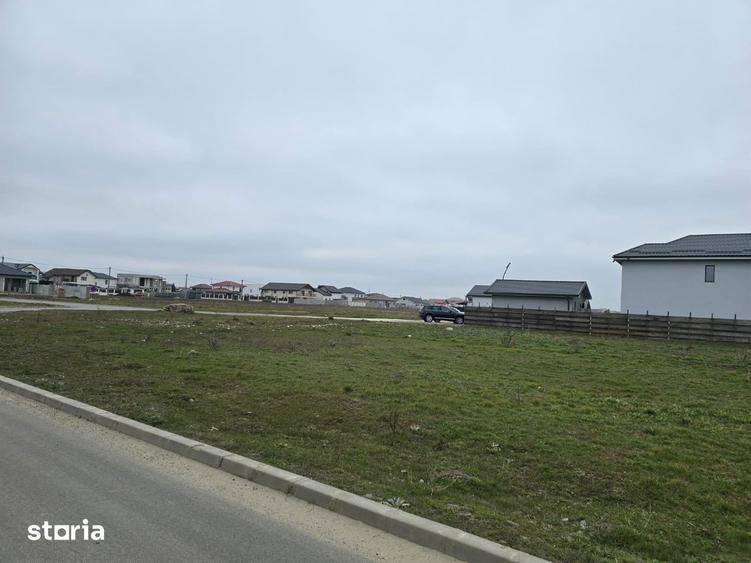 Teren de 500 mp, în Cumpăna
