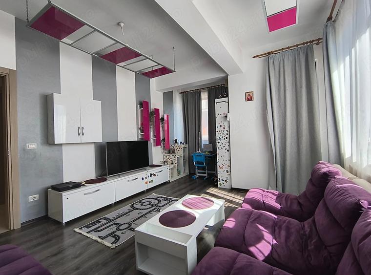 Apartament cu 2 camere decomandat, mobilat în Central