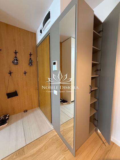 Apartament cu 3 camere decomandat, mobilat în Central