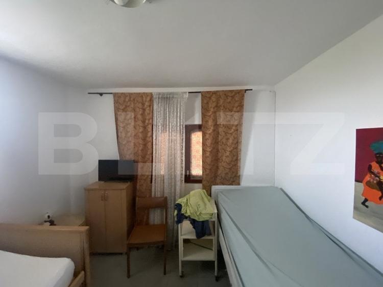 Spațiu comercial, de 379 mp, în 1 Mai