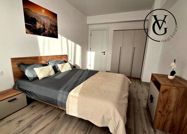 Apartament cu 3 camere decomandat, mobilat în Kamsas